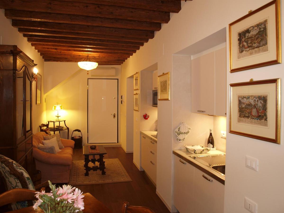 Al Pozzo Dei Scoacamini, 100 M From San Marco, Ground Floor Appartamento Venezia