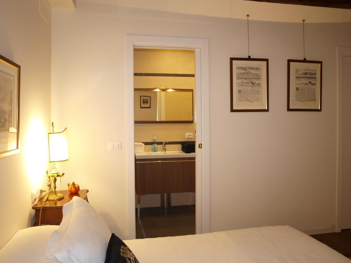 Al Pozzo Dei Scoacamini, 100 M From San Marco, Ground Floor Apartamento Venecia